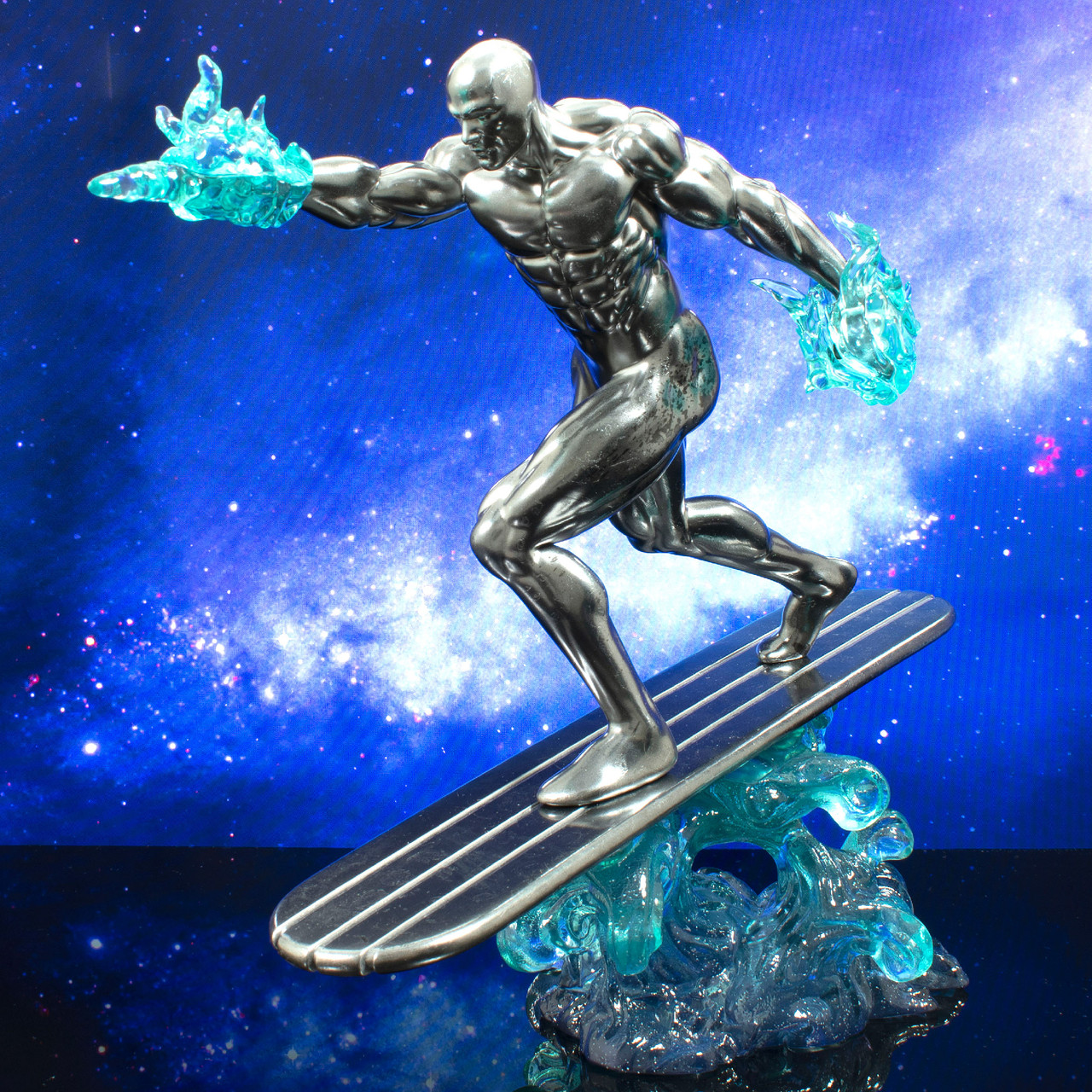 Pre-Order Diamond Marvel Gallery  Silver Surfer Comic Version Diorama Statue